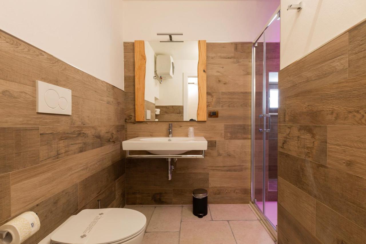 Terrae Rooms Rental メザーニェ エクステリア 写真